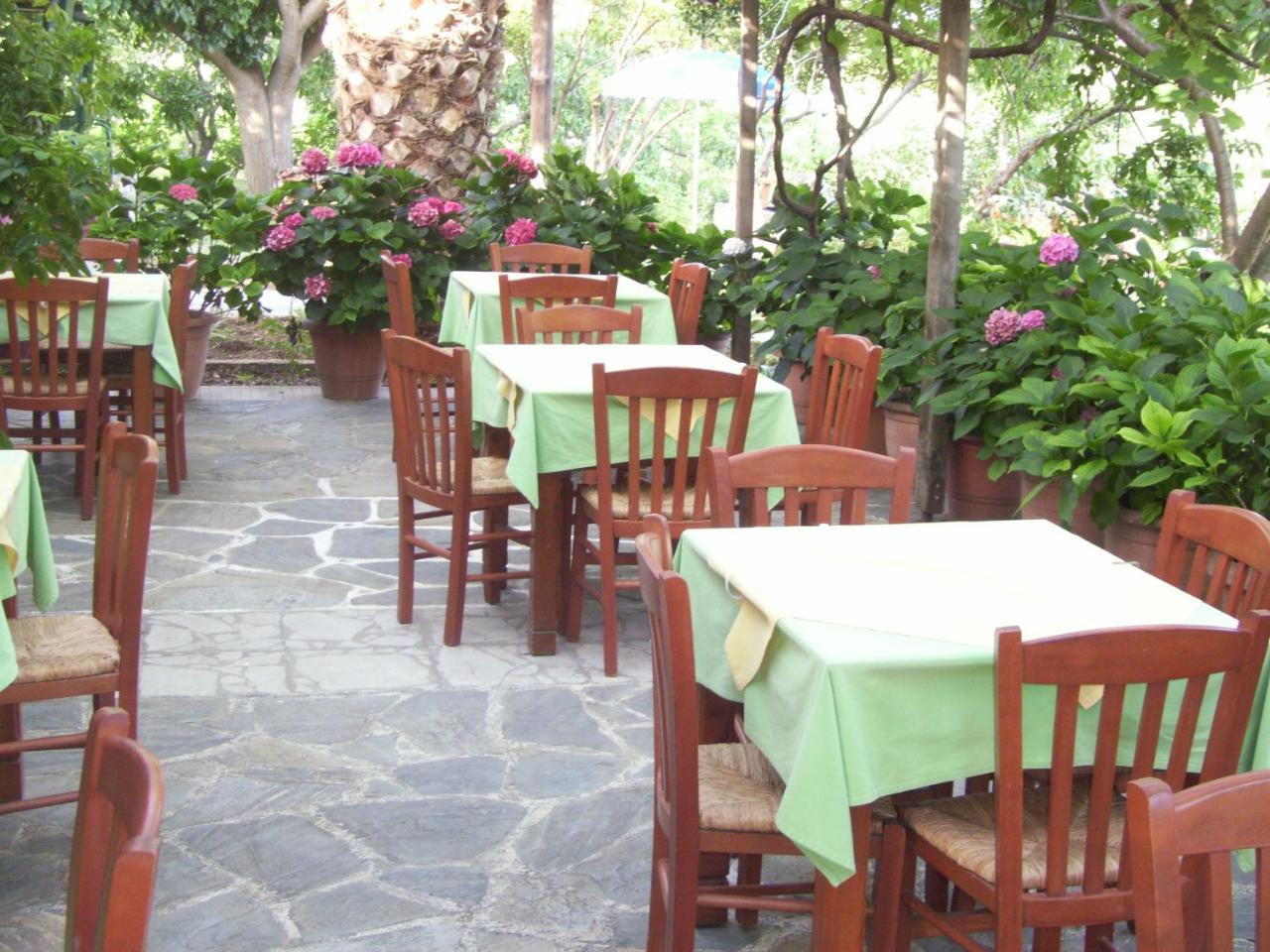 Hotel Elytis Potistika Exterior foto